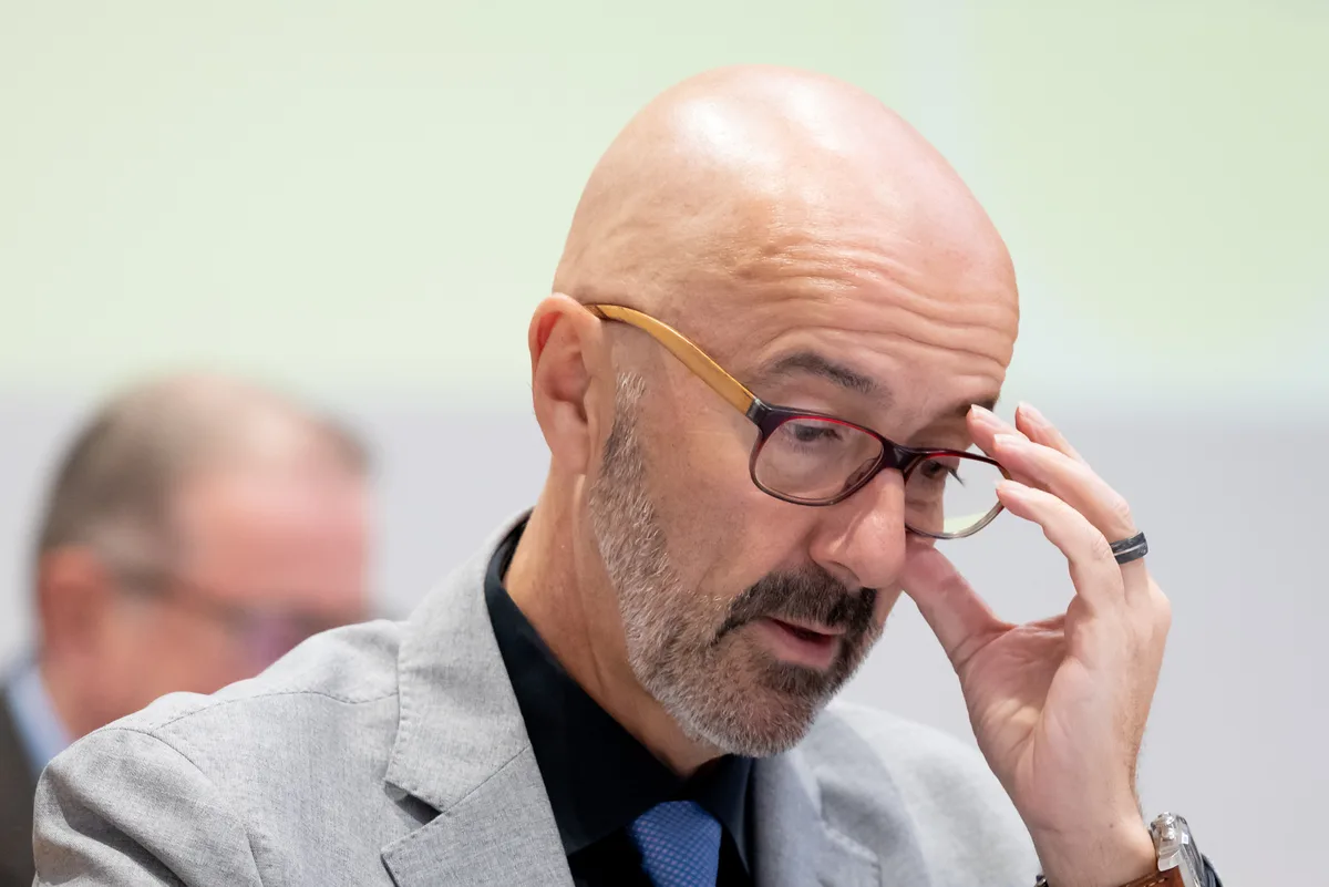Symbolbilder anlaesslich  Sitzung des Gemeinderates der Stadt Dübendorf am 3. Oktober 2022. Stadtpräsident André Ingold